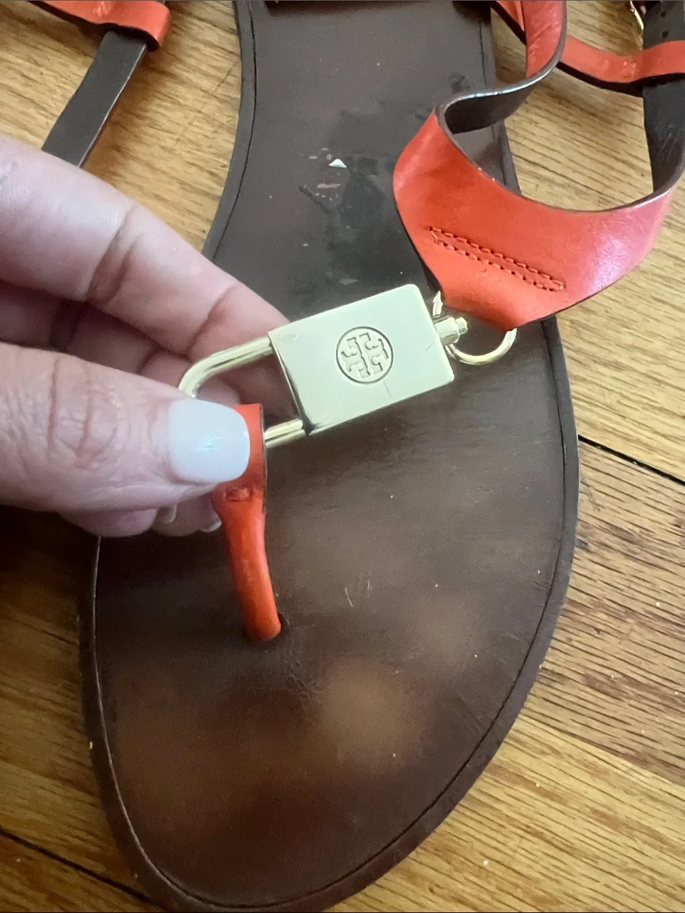 Tory Burch classic tory